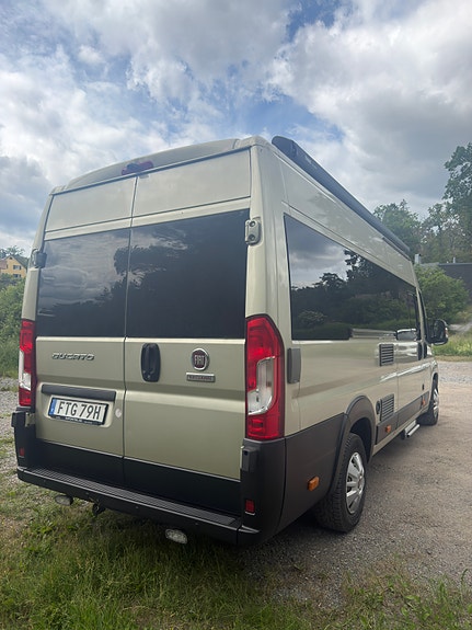 Övriga Auto-Sleepers Warwick XL mycket fint skick mycket utrustning ljus luftig planlösning ger möjlighet till fricamping året om som alternativ till ställplats/camping 29 of 30