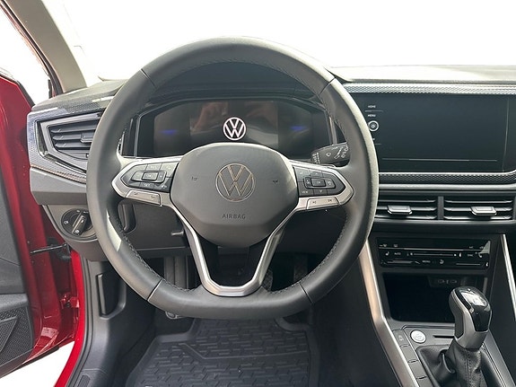 Volkswagen Polo 11 of 14