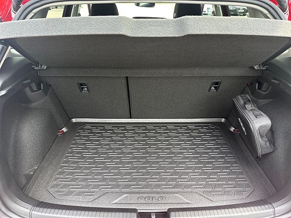 Volkswagen Polo 14 of 14