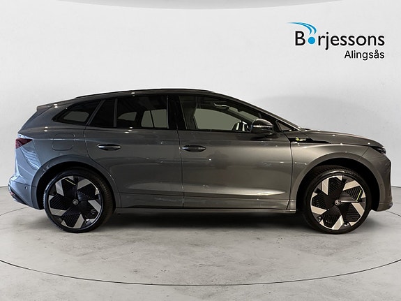 Skoda Enyaq RS 2 of 12