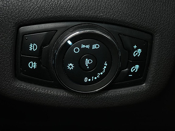 Ford Transit Connect 21 of 24