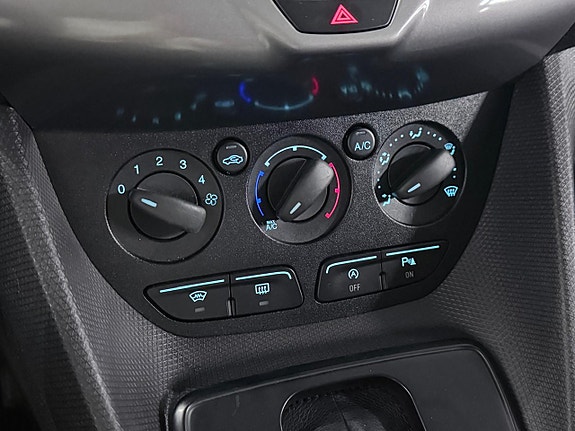 Ford Transit Connect 20 of 24