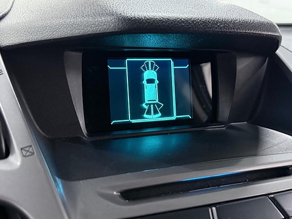 Ford Transit Connect 16 of 24