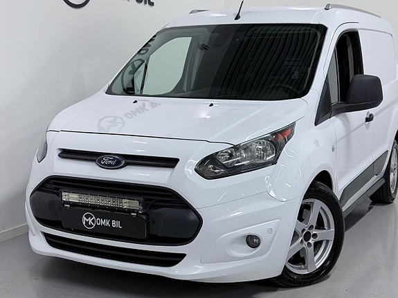 Ford Transit Connect 7 of 24