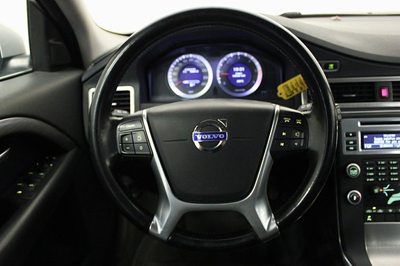 Volvo V70 13 of 18