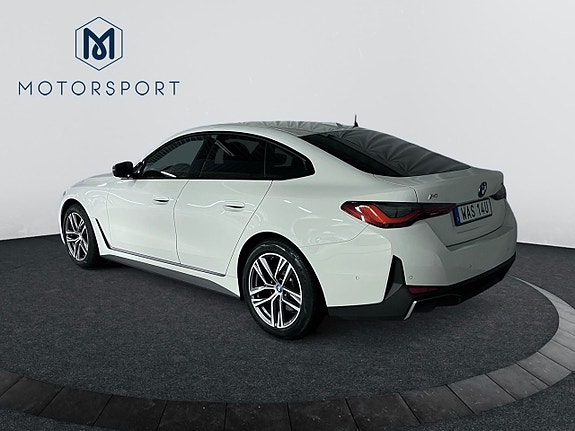 BMW i4 5 of 23