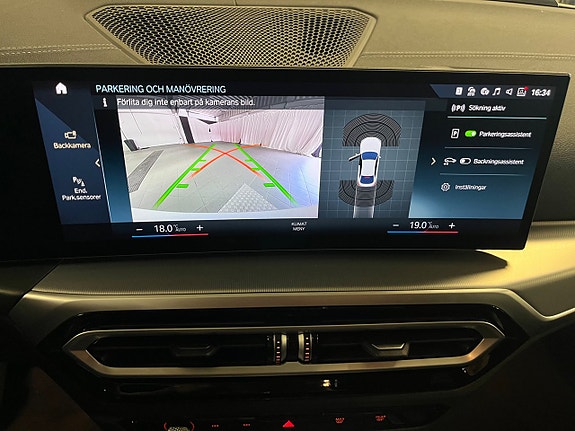 BMW i4 18 of 23