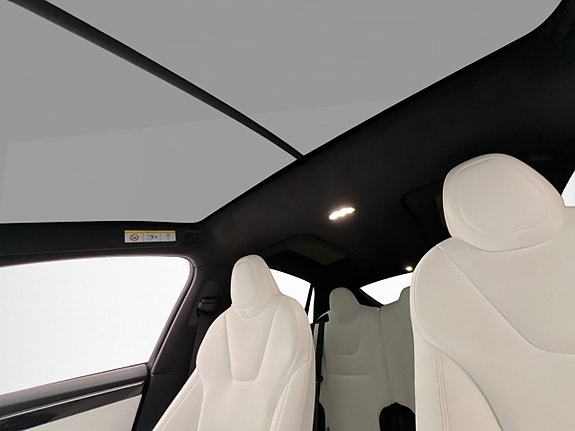 Tesla Model X 14 of 30