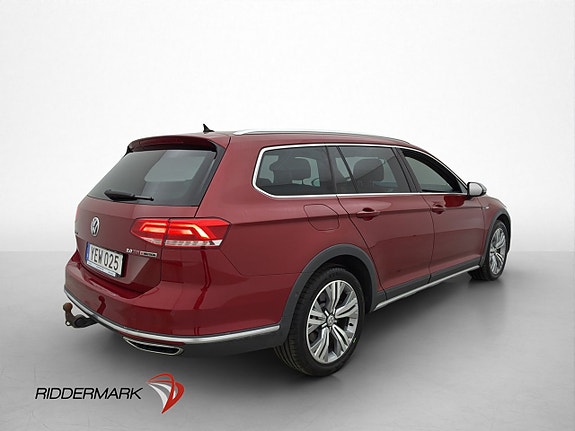 Volkswagen Passat Alltrack 8 of 30