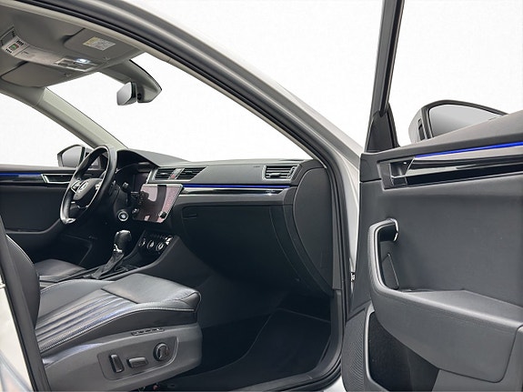 Skoda Superb 30 of 30