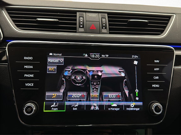 Skoda Superb 22 of 30