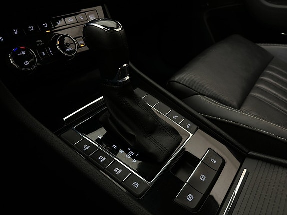 Skoda Superb 27 of 30