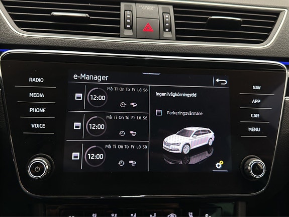 Skoda Superb 23 of 30