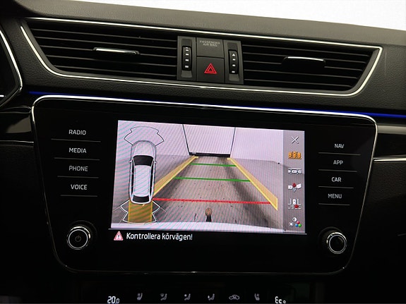 Skoda Superb 20 of 30