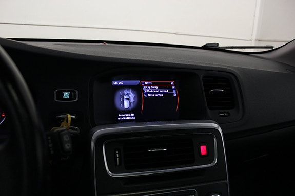 Volvo V60 17 of 20