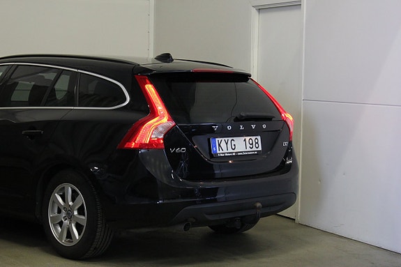 Volvo V60 8 of 20