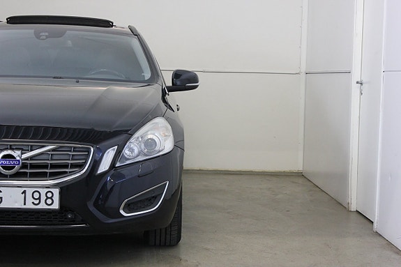 Volvo V60 4 of 20