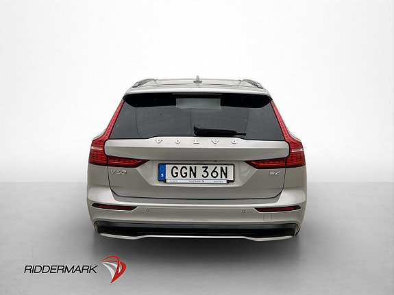 Volvo V60 8 of 30