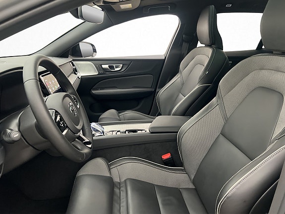 Volvo V60 15 of 30