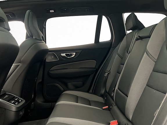Volvo V60 20 of 30