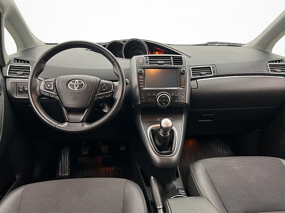 Toyota Verso 11 of 29