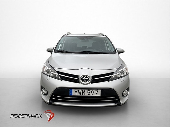 Toyota Verso 2 of 29