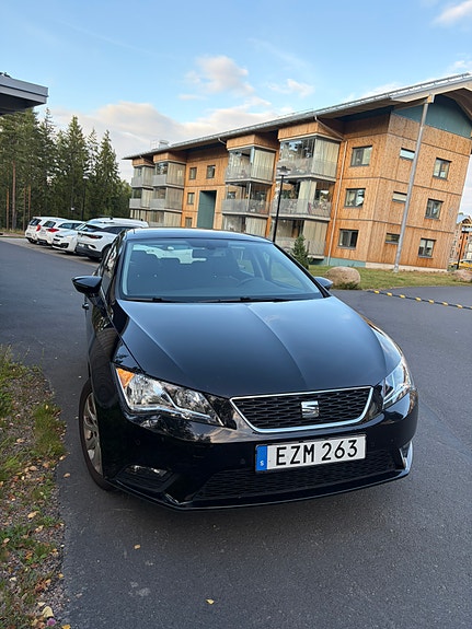 Seat Leon 2 of 11