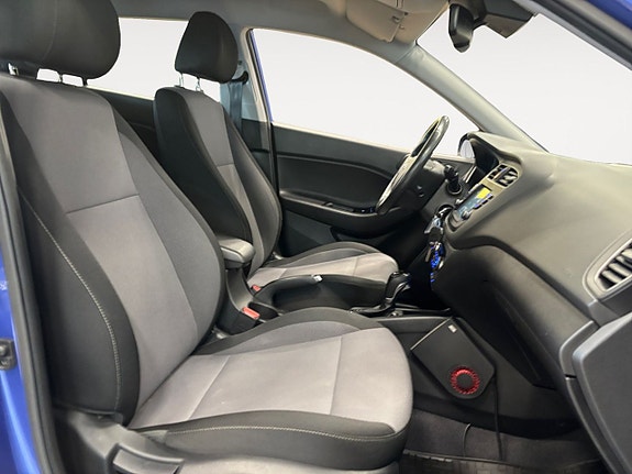 Hyundai i20 15 of 25