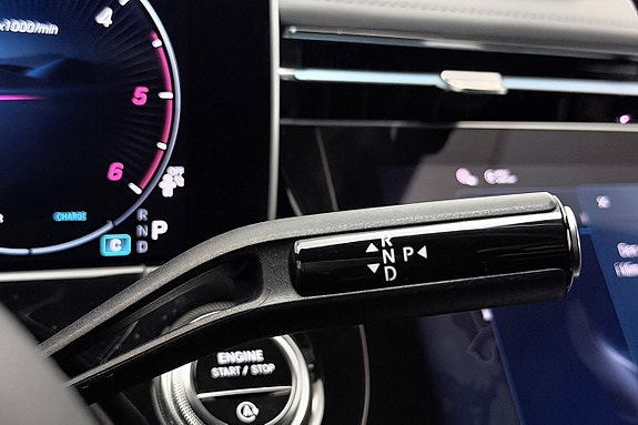 Mercedes-Benz E220 d 21 of 30