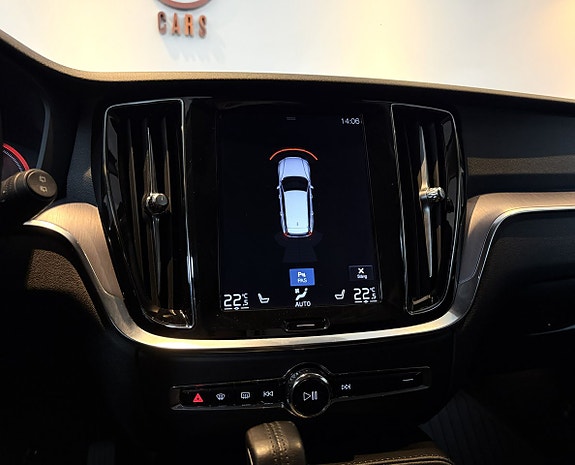 Volvo V60 19 of 25