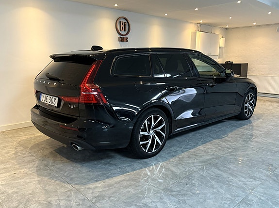 Volvo V60 4 of 25