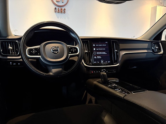 Volvo V60 14 of 25