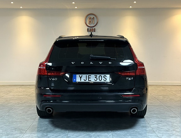 Volvo V60 7 of 25