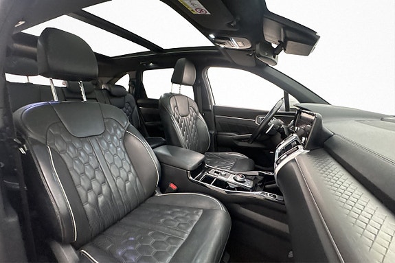 Kia Sorento 27 of 30