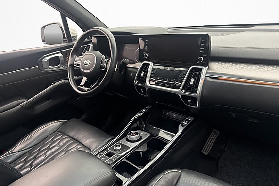 Kia Sorento 28 of 30