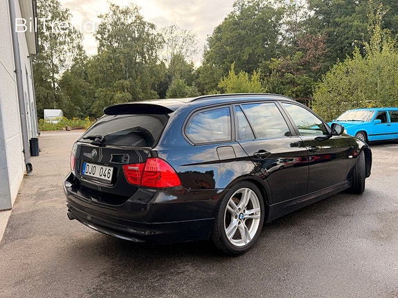 BMW 320d 3 of 13