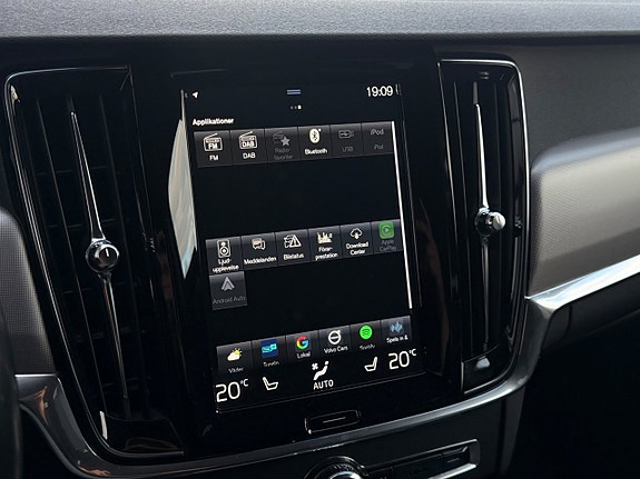 Volvo V90 Cross Country 19 of 20