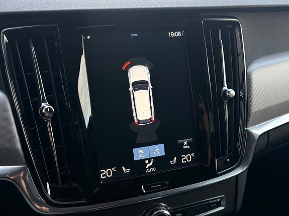Volvo V90 Cross Country 17 of 20