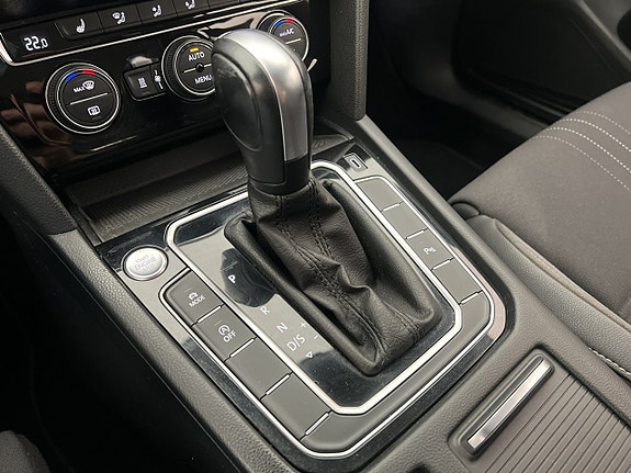 Volkswagen Passat Alltrack 26 of 30
