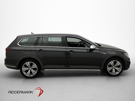 Volkswagen Passat Alltrack 9 of 30