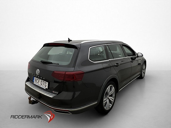 Volkswagen Passat Alltrack 8 of 30