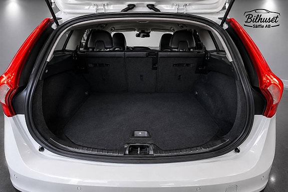 Volvo V60 5 of 11