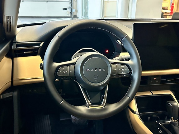 Mazda CX-5 9 of 17