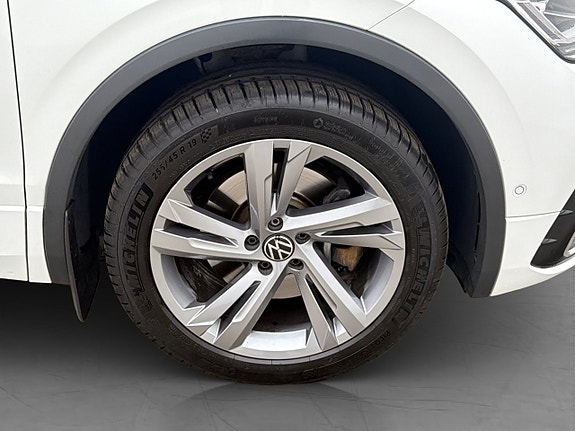 Volkswagen Tiguan Allspace 30 of 30
