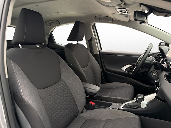 Toyota Yaris 11 of 26