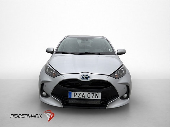 Toyota Yaris 2 of 26