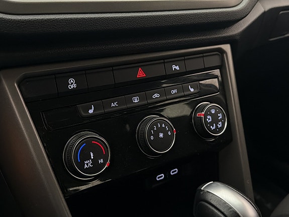 Volkswagen T-Roc 20 of 23