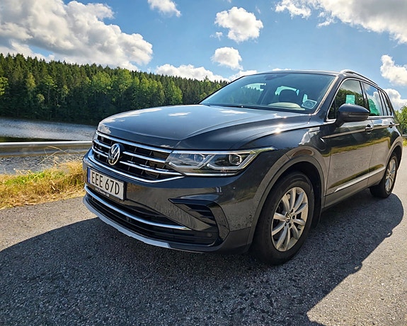 Volkswagen Tiguan 4 of 30