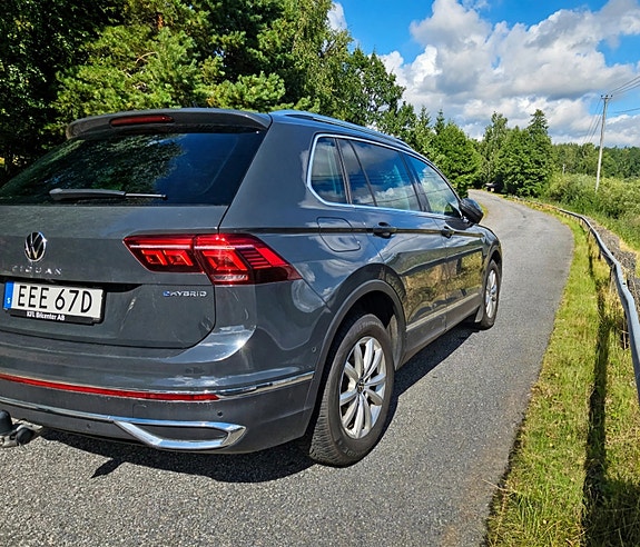 Volkswagen Tiguan 3 of 30