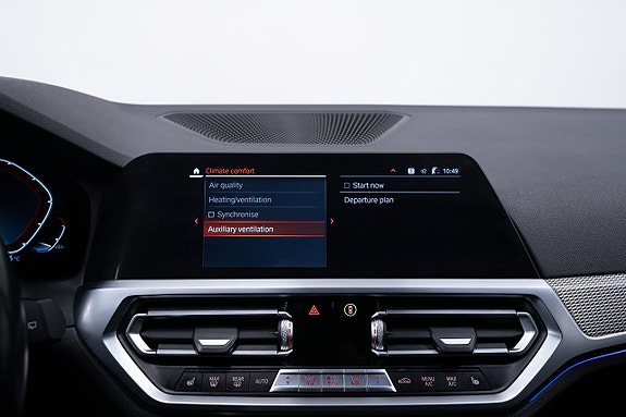 BMW 320i 26 of 26